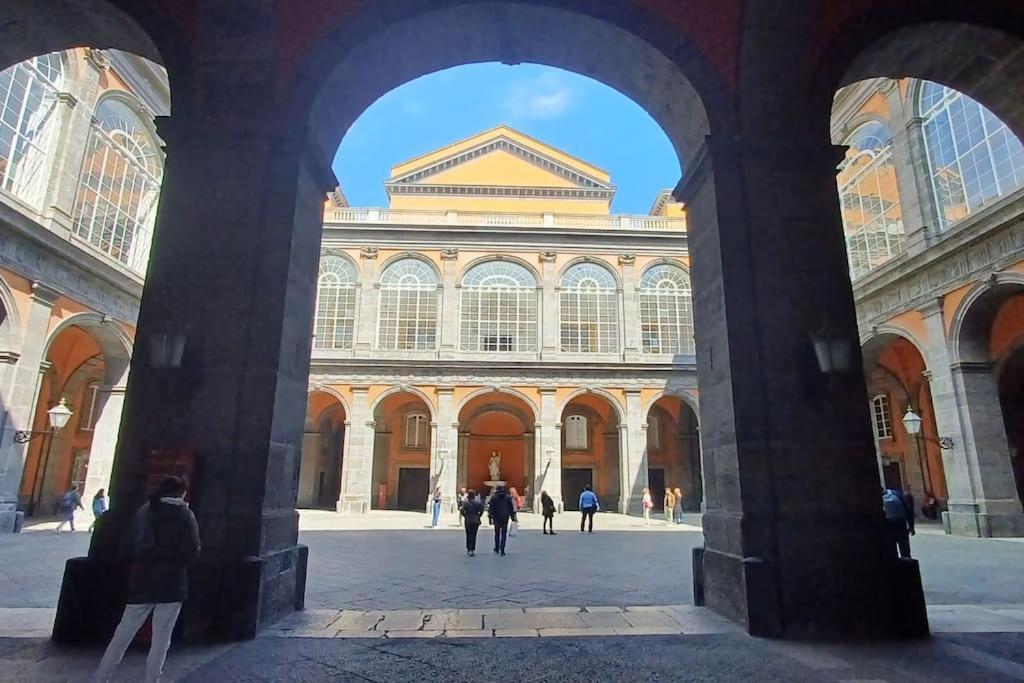 Appartamento Nel Centro Di Napoli - Clorinda House Exterior photo